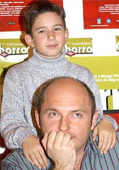 Miguel Albaladejo y David Castillo, director y protagonista de <i>Cachorro.</i>

 / EFE