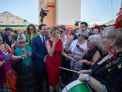 Yolanda Díaz, junto al ministro de Consumo, Alberto Garzón, el jueves pasado en la Feria de Sevilla.