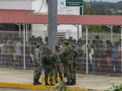 La caravana de migrantes en la frontera de Tabasco (México)