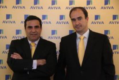 Ignacio Izquierdo, consejero delegado de Aviva España, junto a David Angulo, director de Bancaseguros del grupo Aviva.