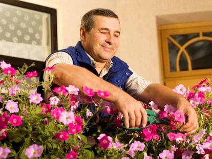 Requisitos para que un autónomo de más de 65 no pague cuota mensual