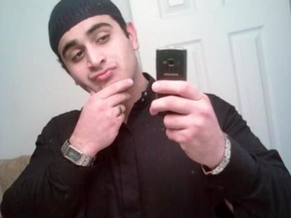 Omar Siddique Mateen, el autor de la matanza contra la discoteca gay en Orlando, en una foto de una red social difundida por la polic&iacute;a.