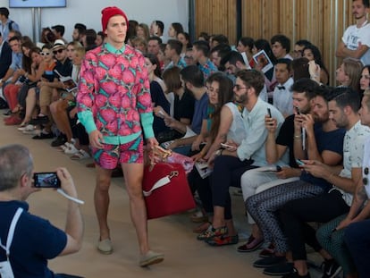 Los estampados tropicales fueron un patrón muy presente en la colección de Soloio