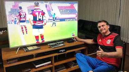 Presidente assiste final do Campeonato Carioca transmitida pelo SBT.