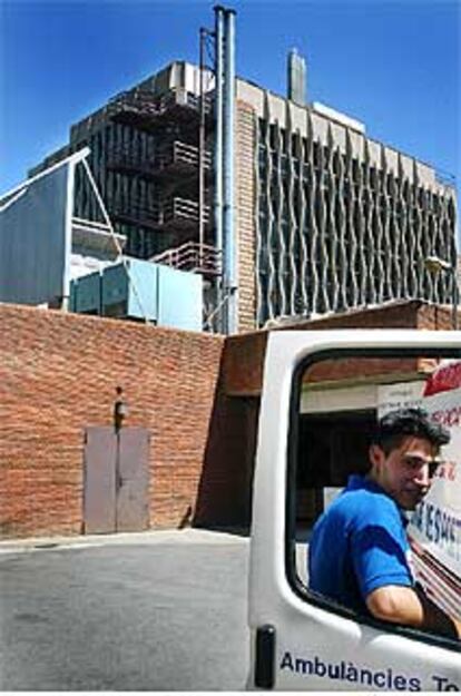 Las torres del centro Delfos, posibles causantes del foco de legionela.
/ SUSANNA SÁEZ