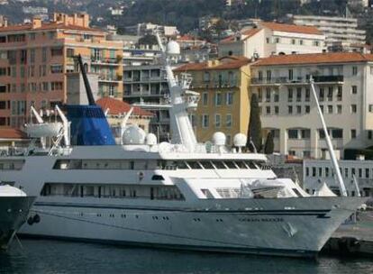 El barco, que fue propiedad de Saddam Husein, en el puerto de Niza en febrero de 2008.