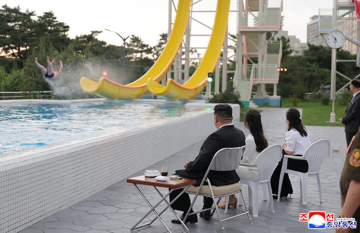 La televisión de Corea del Norte difunde imágenes de sus ciudadanos de vacaciones en su gran complejo turístico