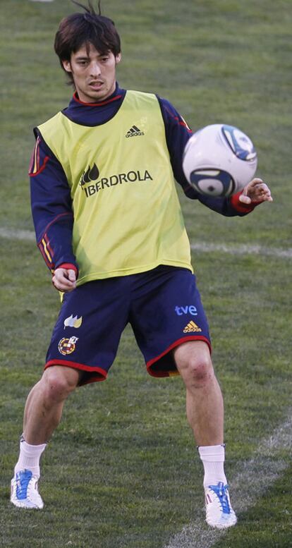 Silva, en un entrenamiento con la selección española en Granada.