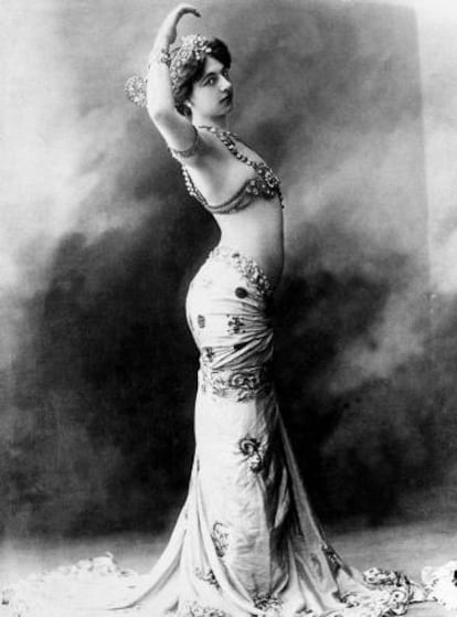 La bailarina y espía Mata-Hari.