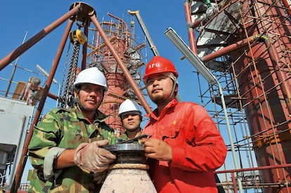 China tiene en el país centroasiático el mayor gasoducto exterior, 7.000 kilómetros instalados por 4.500 obreros (Fotografía de CYJ de CNPC).