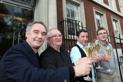 De izquierda a derecha, Ferran Adrià, Juan Mari Arzak, Joan Roca y Andoni Luis Aduriz, ayer en Londres.