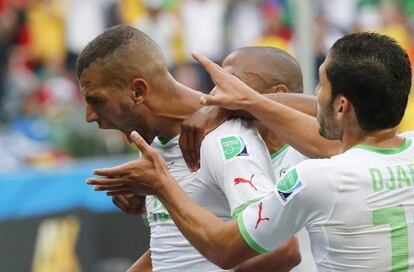 Islam Slimani celebra su gol ante Corea del Sur.