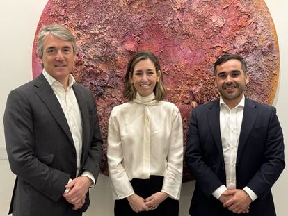 Arturo Miranda, Marta Torre y Rubén Aragón. En el equipo también está Jorge Gándara, ausente en la foto.