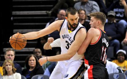 Marc Gasol y Leonard.