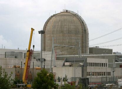 Edificio del reactor de Vandellòs II en el que se declaró un incendio el pasado domingo.