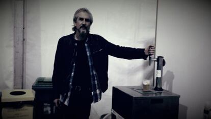 Howe Gelb en el &#039;backstage&#039; del escenario Heineken. 