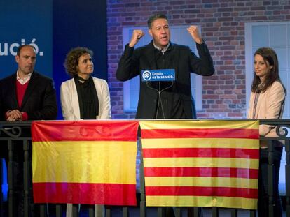 El candidat del PP Catal&agrave; a la Generalitat, Xavier Garc&iacute;a Albiol, amb Andrea Levy, Dolors Montserrat i Daniel Serrano.