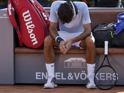 Federer, durante un partido del open de Suiza en julio.