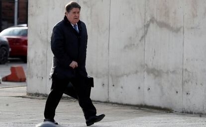 El exvicepresidente de Bankia y presidente de Bancaja, José Luis Olivas, a la llegada al juicio por la salida a Bolsa de Bankia el 18 de febrero.