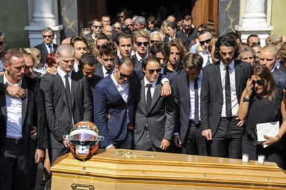 Pilotos y miembros del mundo de la Fórmula Uno despiden a Jules Bianchi en el entierro celebrado en Niza