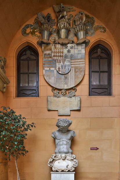 Detalle del Palau Ducal, mansión donde nació San Francisco en 1510.