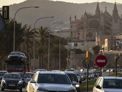 Una carretera en Palma de Mallorca.