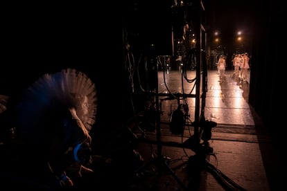 La presentación de la gala histórica estuvieron reunidos por primera vez en el Teatro Colón 30 artistas destacados, como Ludmila Pagliero.