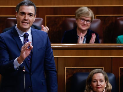 El presidente del Gobierno, Pedro Sánchez, interviene durante la sesión de control celebrada, este miércoles, en el Congreso de los Diputados. EFE/ Juan Carlos Hidalgo