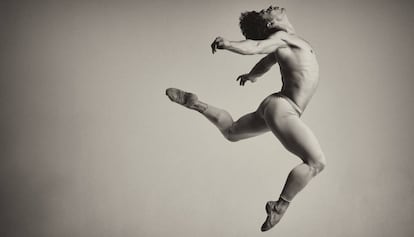 Vasiliev en uno de sus saltos, en una foto de promoción.