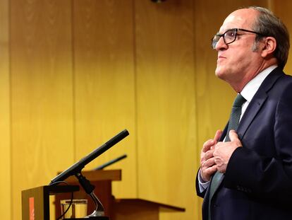 El portavoz del PSOE en la Asamblea de Madrid, Ángel Gabilondo, en la rueda de prensa tras registrar la moción de censura, el miércoles.