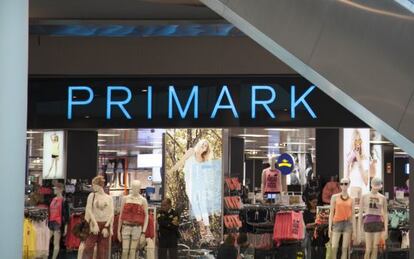 Imatge de la botiga de Primark al centre comercial Plenilunio, el primer que es va instal·lar a Espanya.