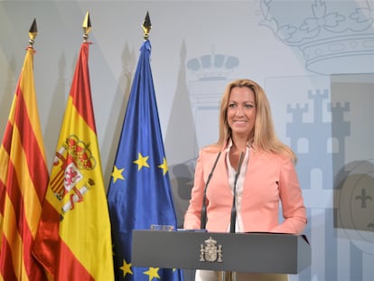 La delegada del Gobierno, Maria Eugènia Gay, en rueda de prensa desde la delegación del Gobierno. / EUROPA PRESS