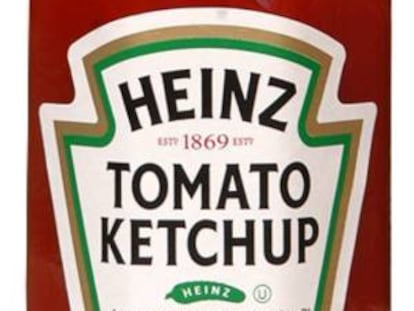 Imagen sin datar cedida por la empresa de productos alimenticios H.J. Heinz de un bote de salsa de tomate.