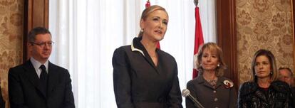 Cristina Cifuentes promete el cargo ante Gallardón, Aguirre y Botella.