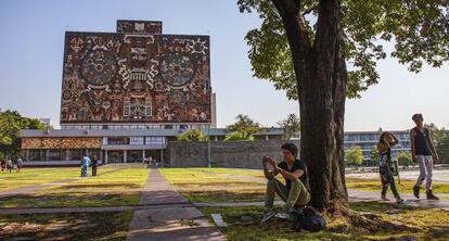 Exterior de la UNAM, en la Ciudad de México