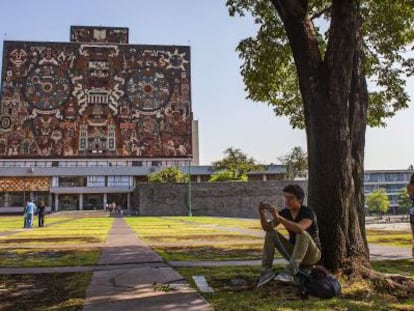 El exterior del campus principal de la UNAM, en Ciudad de México.