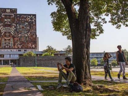 Exterior de la UNAM, en la Ciudad de México