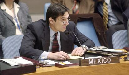 Foto de 2003 del embajador mexicano en Venezuela, Carlos Pujalte, entonces representante permanente de México ante la ONU.