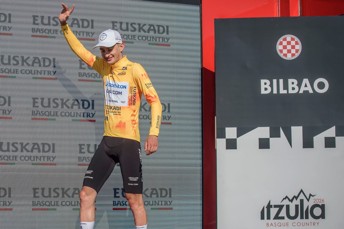 La sangre joven de Paul Seixas pide paso contra Ayuso, Del Toro y el viejo Roglic en la Itzulia 