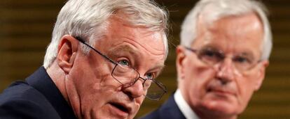 David Davis (izquierda) y Michel Barnier, negociadores del Reino Unido y la Unión Europea