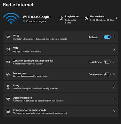 Apartado de Red e Internet en la configuración de Windows 11