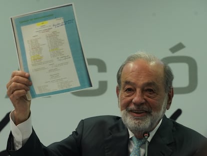 El empresario mexicano Carlos Slim, durante una conferencia de prensa, en la sede la Fundación Slim, en Ciudad de México, el 12 de febrero de 2024.