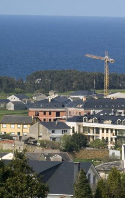 Construcciones legalizadas en Barreiros, cuyo informe jur&iacute;dico se ha ocultado al Parlamento. / A. IGLESIAS