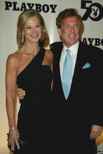 Christie Hefner y su marido, William A. Marovitz, en 2003.