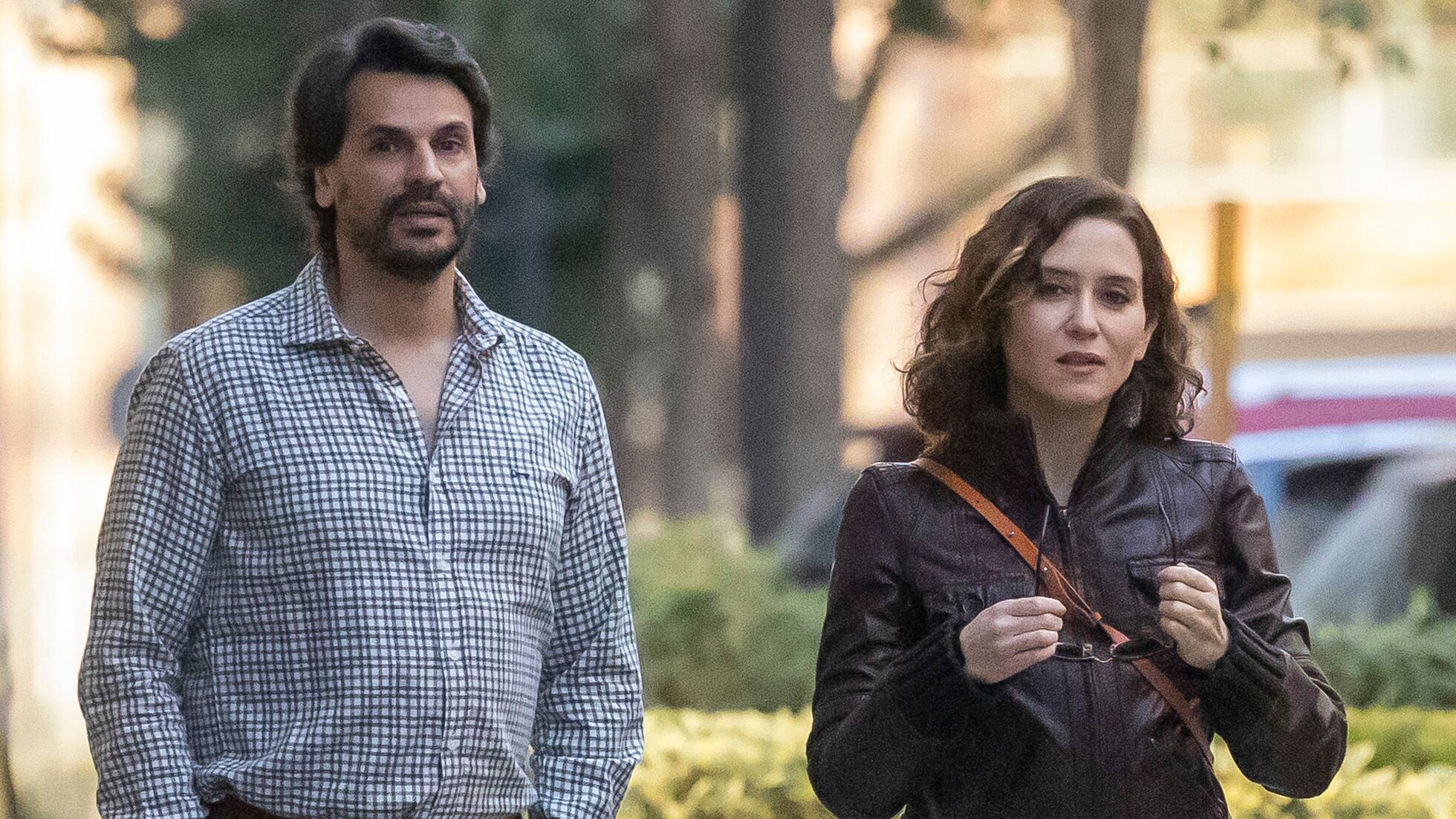 La pareja de Ayuso vuelve a los juzgados con la idea de evitar la ...