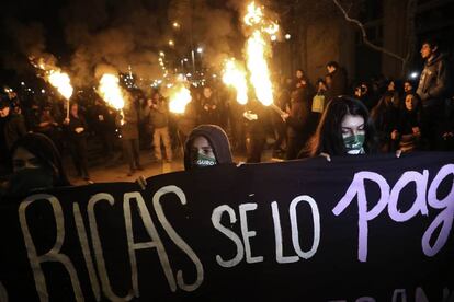 Manifestação pró-aborto no Chile nesta quarta-feira.