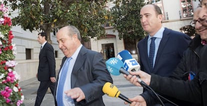 El alcalde de Granada, José Torres Hurtado, en el Ayuntamiento.