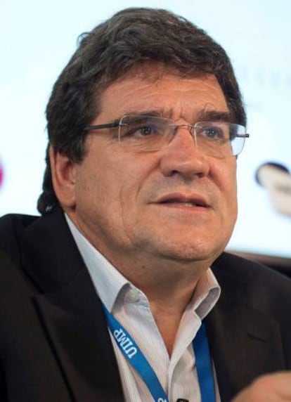 José Luis Escrivá en curso
