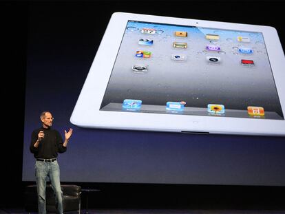 Jobs protagoniza la presentación del iPad 2, en San Francisco.