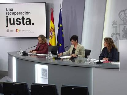 Foto de la rueda de prensa posterior al Consejo de Ministros del pasado 10 de diciembre de 2021, con la vicepresidenta primera del Gobierno, Nadia Calviño.
